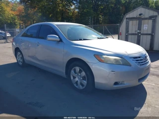 TOYOTA TOYOTA CAMRY LE