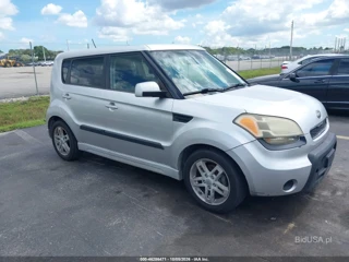 KIA KIA SOUL +