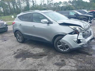 HYUNDAI HYUNDAI TUCSON SE