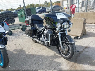 HARLEY-DAVIDSON HARLEY-DAVIDSON FLHTCU