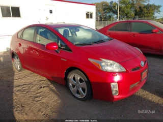 TOYOTA TOYOTA PRIUS V
