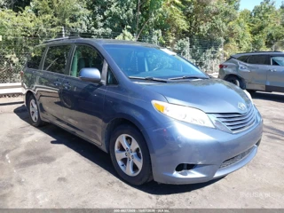 TOYOTA TOYOTA SIENNA LE