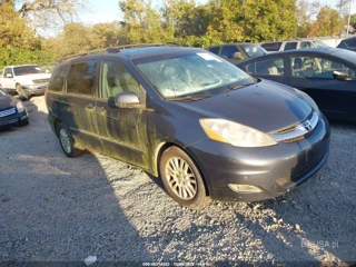 TOYOTA TOYOTA SIENNA LIMITED