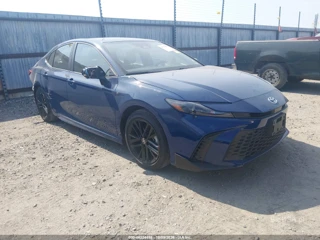 TOYOTA TOYOTA CAMRY SE
