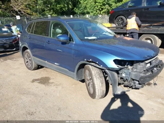 VOLKSWAGEN VOLKSWAGEN TIGUAN 2.0T SE/2.0T SE R-LINE BLACK/2.0T SEL