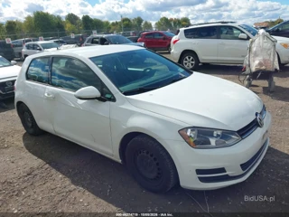 VOLKSWAGEN VOLKSWAGEN GOLF LAUNCH EDITION 2-DOOR