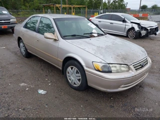 TOYOTA TOYOTA CAMRY LE