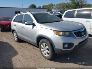 KIA KIA SORENTO LX