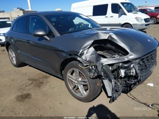 PORSCHE PORSCHE MACAN S