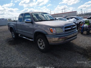 TOYOTA TOYOTA TUNDRA SR5 V8