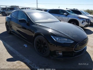 TESLA TESLA MODEL S PERFORMANCE