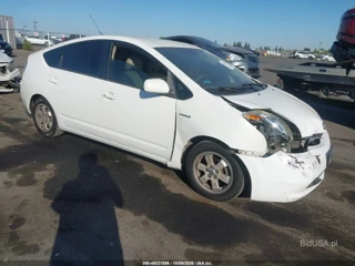 TOYOTA TOYOTA PRIUS