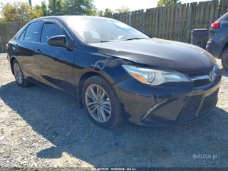 TOYOTA TOYOTA CAMRY SE