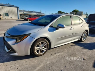 TOYOTA COROLLA HATCHBACK SE