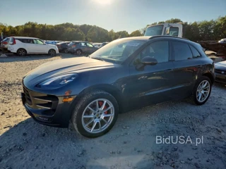 PORSCHE MACAN TURBO