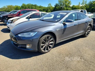 TESLA MODEL S P85D