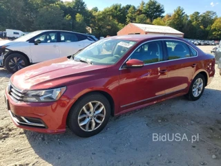 VOLKSWAGEN PASSAT S