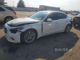 INFINITI Q50 LUXE