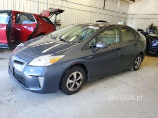 TOYOTA PRIUS THREE