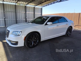 CHRYSLER 300 S