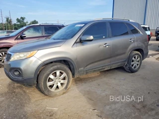 KIA SORENTO LX