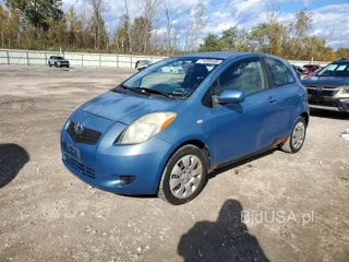 TOYOTA YARIS BASE
