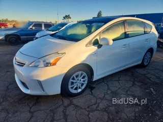 TOYOTA PRIUS V THREE