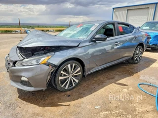 NISSAN ALTIMA SR