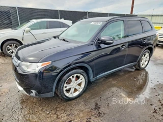 MITSUBISHI OUTLANDER SE