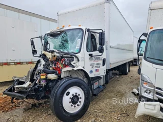 FREIGHTLINER M2