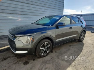 KIA NIRO LX