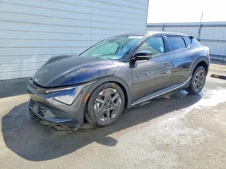 KIA EV6 LIGHT LONG RANGE