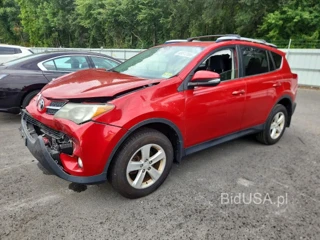 TOYOTA RAV4 XLE