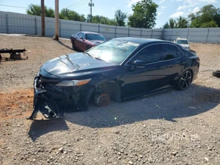 TOYOTA CAMRY XSE