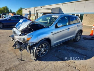 MITSUBISHI OUTLANDER SPORT ES