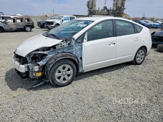 TOYOTA PRIUS BASE