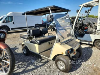 CLUB CAR GOLF CART