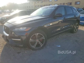 JAGUAR F-PACE R - SPORT