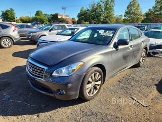 INFINITI M37 X