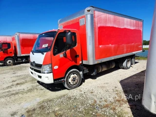 HINO 195