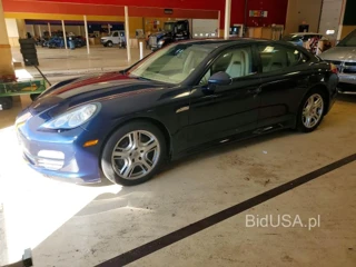 PORSCHE PANAMERA 2