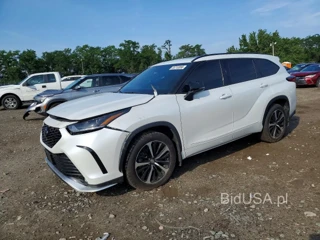 TOYOTA HIGHLANDER SPORT