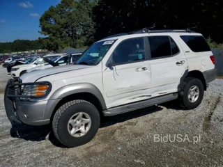 TOYOTA SEQUOIA SR5