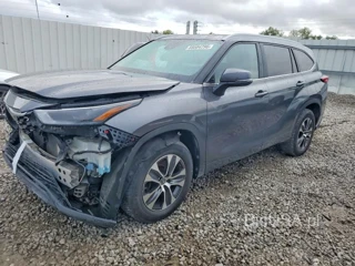 TOYOTA HIGHLANDER XLE