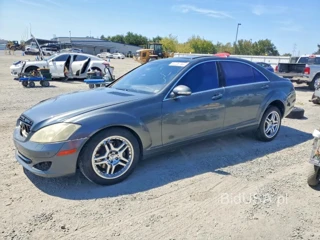 MERCEDES-BENZ S 550