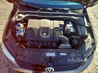 VOLKSWAGEN JETTA SE