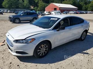 FORD FUSION S