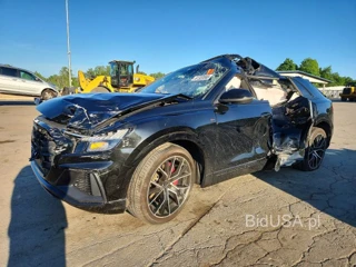 AUDI Q8 PREMIUM PLUS S-LINE