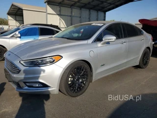 FORD FUSION SE PHEV