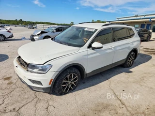 VOLKSWAGEN TIGUAN SE